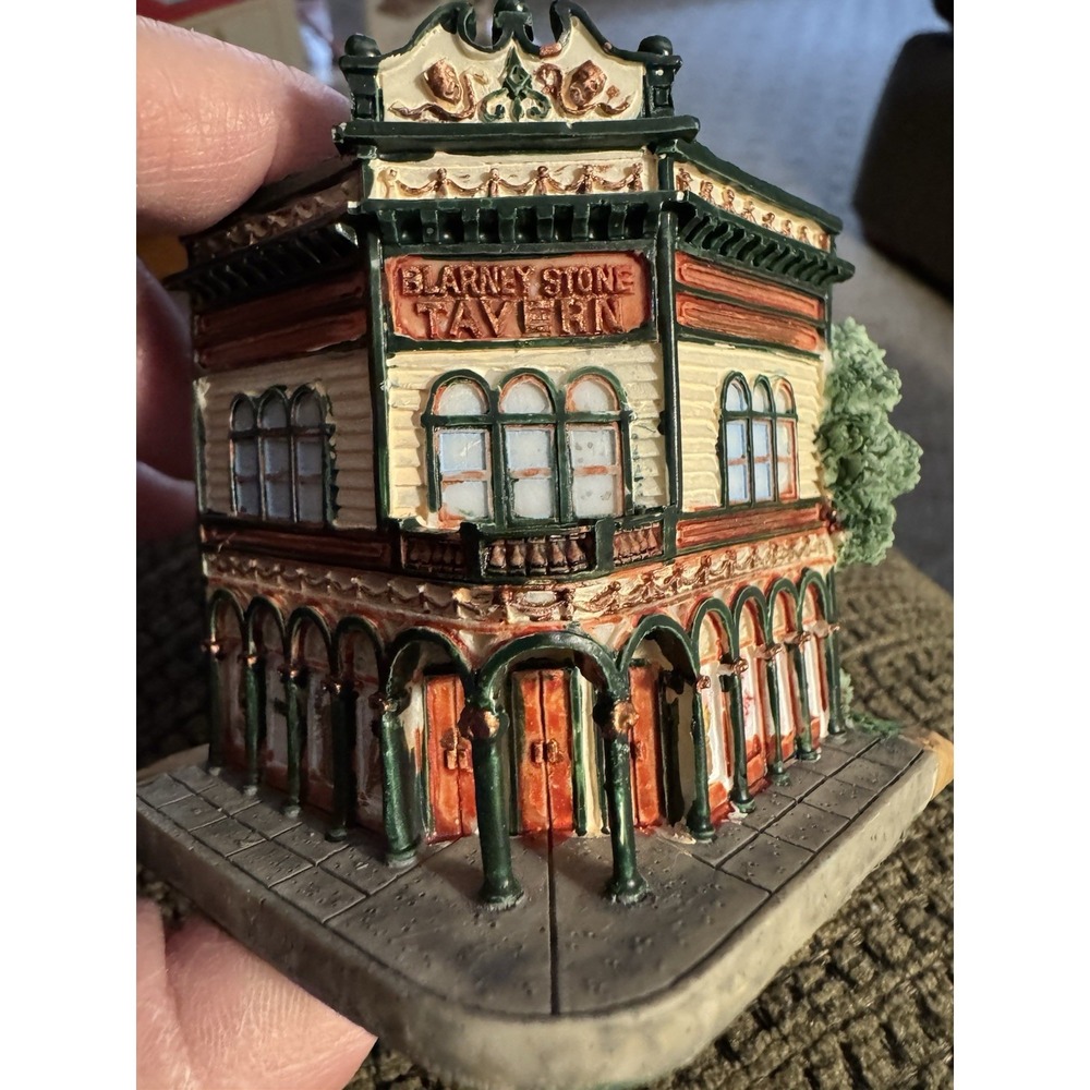 Liberty Falls‎ AH286 Blarney Stone Irish Tavern Miniature Village Americana NEW